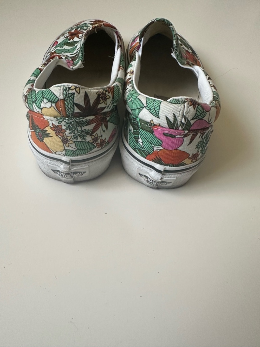 Vans Classic Wmns  Multi Tropic Floral colorway Slip-On Shoes~7 - Picture 5 of 7